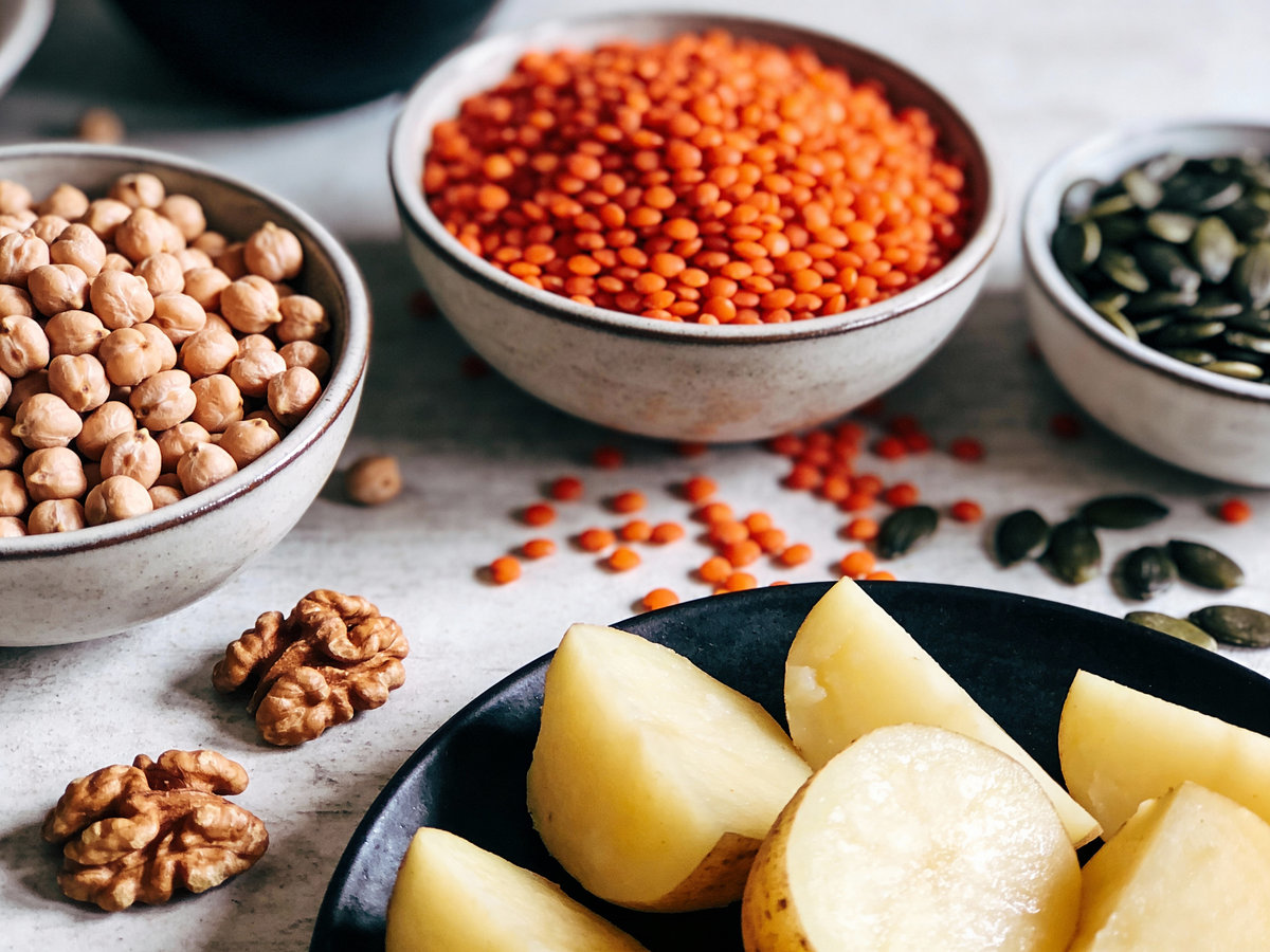 Strączki, orzechy i skrobia oporna jako wartościowe źródła błonnika